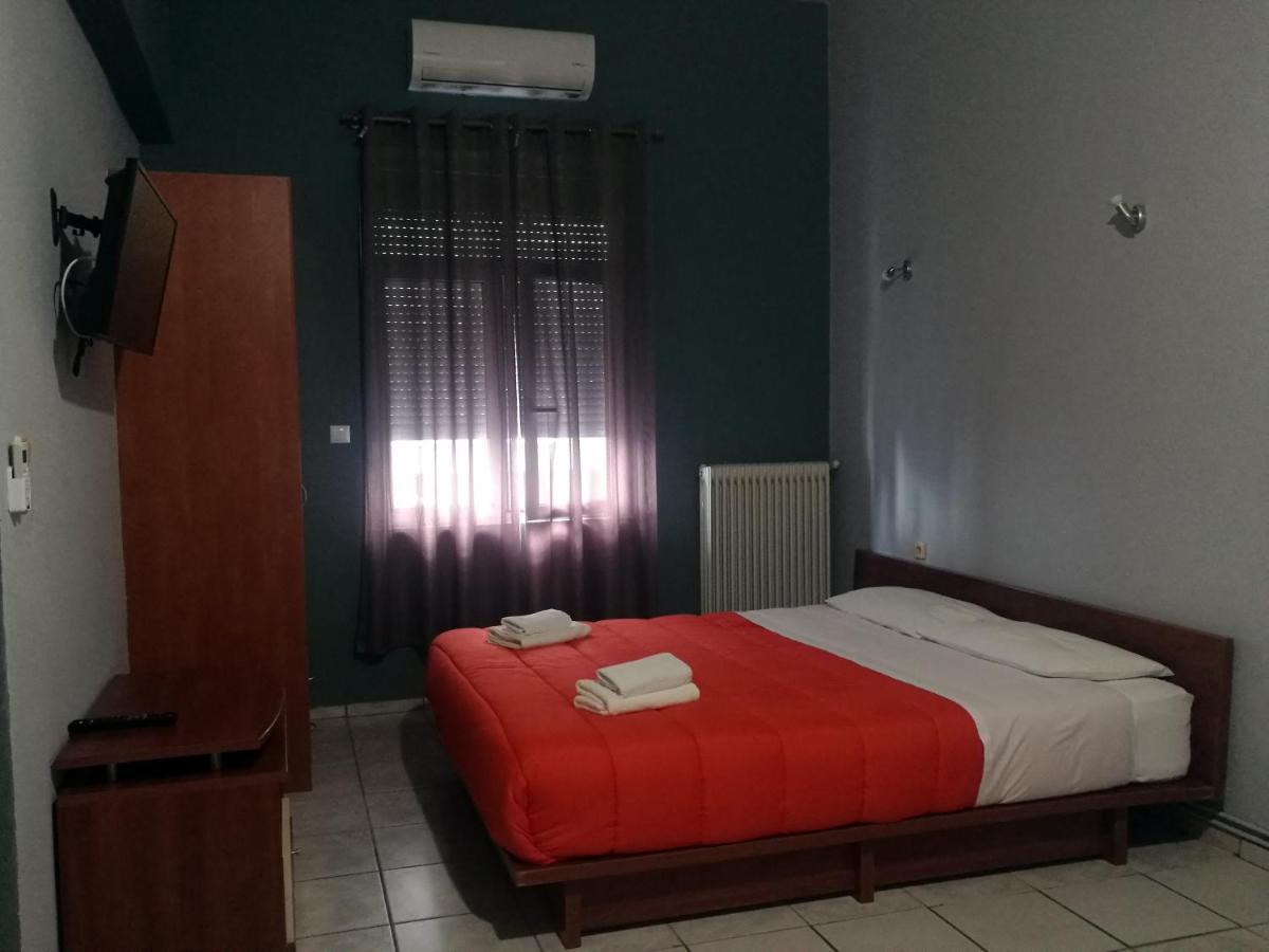 Alexander Rooms & Apartments Игуменица Екстериор снимка
